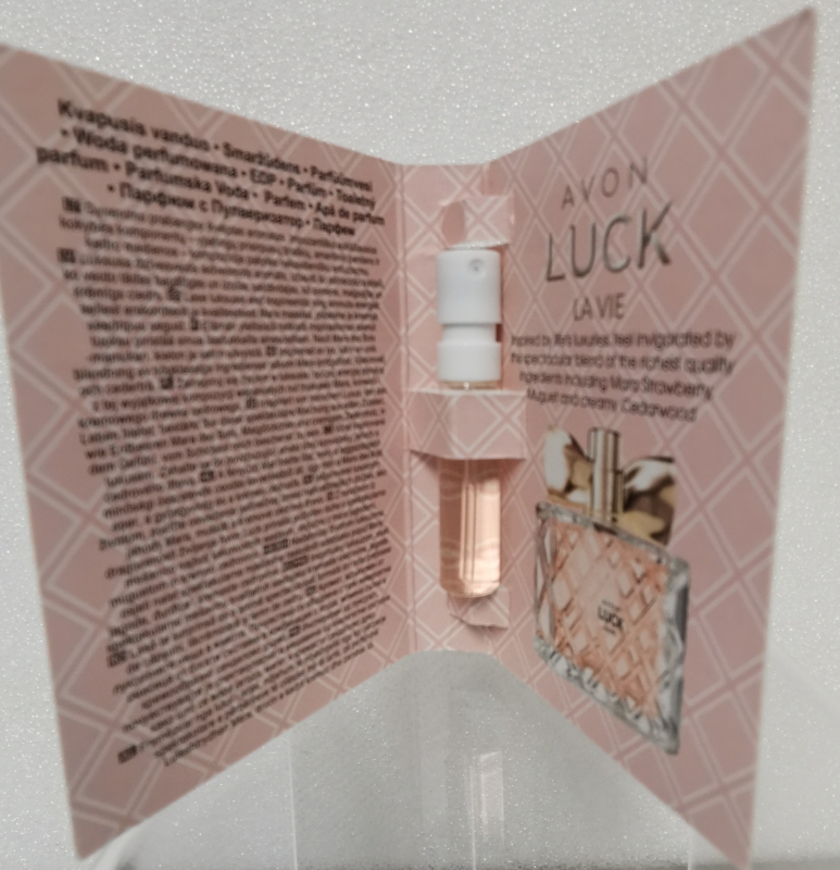 AVON Luck LA VIE EdP für Sie /Karte mit Sprühprobe